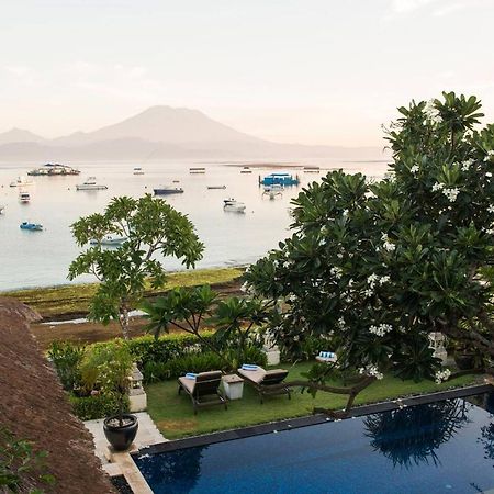 Villa Celagi Lembongan Exterior photo