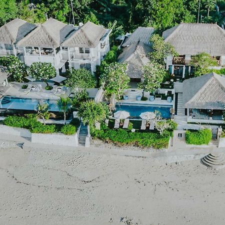 Villa Celagi Lembongan Exterior photo