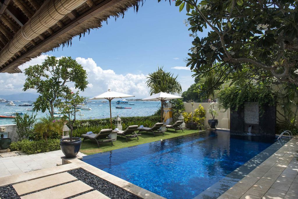 Villa Celagi Lembongan Exterior photo