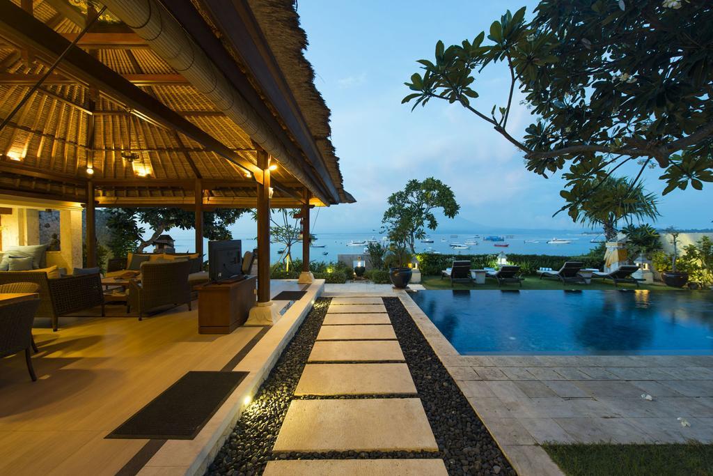 Villa Celagi Lembongan Exterior photo